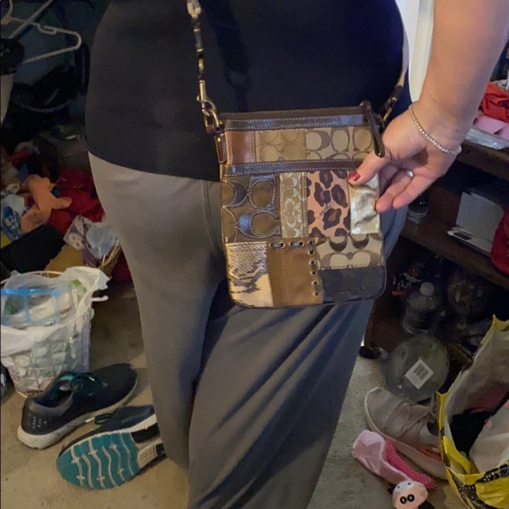 Coach Purse - Picture 5 of 6